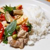 ข้าวราดผัดขี้เมาหมูชิ้น ข้าวราดผัดขี้เมาหมูชิ้น