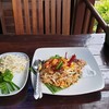 ผัดไทกุ้งสด 40 บาท