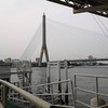 กินลมชมสะพาน