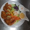 สลัดกุ้ง