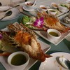 กุ้งขนาดใหญ่สุดค่ะ ตัวละ 990บาท มันกุ้งแบบเยิ้มๆ เนื้อกุ้งเด้งๆหวานๆกับน้ำจิ้มซี