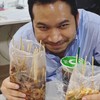 อิ่มท้องทั้งทีม 