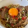 ข้าวผัดไต้ฝุ่นหน้าหมูสไลด์