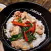 ข้าวหน้าผัดกระเพราไก่ ข้าวหน้าผัดกระเพราไก่