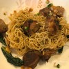 บะหมี่แห้งหมูกรอบ: อร่อยมาก