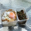 ข้าวกะเพราเนื้อ+ไข่ดาว 95 B.