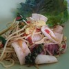 หมึกชิ้นใหญ่ กุ้งชิ้นโตๆ แต่รสหวานไปนิด
