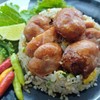 ข้าวผัดไส้กรอกอีสานคั่วไฟแดง