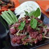 ลาบเนื้อดิบขม ลาบเนื้อดิบขม