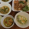 หมี่กรอบ, มะระผัดไข่, สะตอผัดกุ้ง, ปูผัดพริกเหลือง, ผัดเผ็ดลูกชิ้นปลากราย