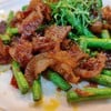 สามชั้นสไลด์ ผัดพริกขิง