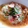 ก๋วยเตี๋ยวห้อยขาริมน่าน