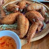 ปีกไก่ทอดน้ำปลา 90 บาท