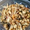 ส้มตำไทย ปู พูดลอยๆว่าชอบถั่ว คุณเล็กจัดให้ซะพูนถ้วยเลย