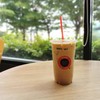 กาแฟลาเต้สูตรเข้มข้นสไตล์ทรูคอฟฟี่ เข้ากันได้ดีกับไซรัปกลิ่นเฮเซลนัท เข้มข้น อร่