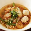 ก๋วยเตี๋ยวห้อยขาริมน่าน