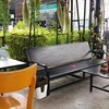 นั่ง outdoor กันแบบนี้