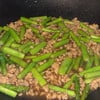 หน่อไม้ฝรั่งผัดไก่บด