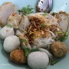 เส้นเล็กแห้งต้มยำพิเศษ