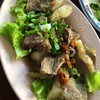 เนื้อเปื่อยลวกจิ้ม ใช้เนื้อสามชั้น มีมัน มีเอ็น เคี้ยวกรุบๆ