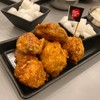 น่องไก่ทอดซอสกาลิค