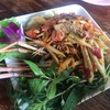 ส้มตำกุ้งแม่นำ้