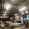 บรรยากาศ​ ปลอดโปร่ง​ มีที่จอดรถด้านข้างๆ