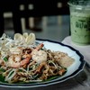 ผัดไทกุ้งสดซอสชุ่มๆ