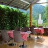 ร้านตกแต่งน่ารัก มีเปิดเพลงคลอ นั่งทานอาหารอร่อยๆ ชมวิวสวยๆ ฟังเพลงเพราะๆ