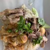 ข้าวมันไก่ผสม ต้ม+ทอด+เครื่องใน