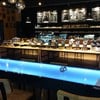 ภายในร้านตกแต่งดี บรรยากาศดี และเฟอร์นิเจอร์หลากหลาย