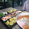 ทาน 2-3คน เครื่องเยอะ รสชาติต้มยำไม่เผ็ดมาก ทานได้เรื่อยๆ ราคา 289บาท