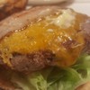 Bacon cheese burger : ซอสสาดมาสวย เนื้อหมูเน้นๆ ดีงามจ๊ะ