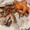 ปูนึ่ง หอยแมงภู่ หอยสังข์ กุ้งต้ม