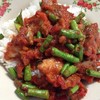 ข้าวผัดพริกแกงหมูกรอบ ข้าวผัดพริกแกงหมูกรอบ
