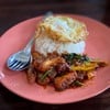 ข้าวราดหมูกรอบผัดพริกเผาไข่ดาว