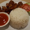ข้าวไก่ทอดกระเทียม
