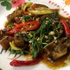กระเพราหมูกรอบ