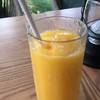 Mango smoothie 