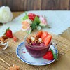 Monet's Garden คือ Acai Bowl ผสมชากุหลาบออร์แกนิค พร้อมสตรอว์เบอร์รี่