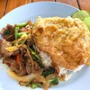ผัดเครื่องแกงเนื้อ