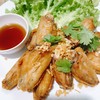 กรอบนอก​นุ่มใน​ซอสน้ำปลารสชาติกำลังดี​ กินกับข้าวสวยจานโต