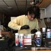 เจ้าของร้านเป็นกันเองมากครับ แนะนำกาแฟสำหรับมือใหม่ให้ชิมด้วย