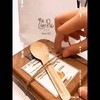 ทางร้านใช้กล่องที่เป็นวัสดุธรรมชาติทำให้ประทับใจมากๆ