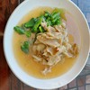 เส้นใหญ่ราดหน้าหมู