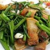ผัดบุ้งหมูกรอบ ผัดบุ้งหมูกรอบ