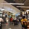 ร้านเล็กคนมาเรื่อยๆ มีสองชั้น
