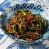 มะเขือยาวผัดหมูสับ มะเขือยาวผัดหมูสับ