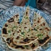 Garlic naan จิ้มกับแกงอร่อยมาก