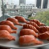 ซูชิแซลมอนหน้าต่างๆ